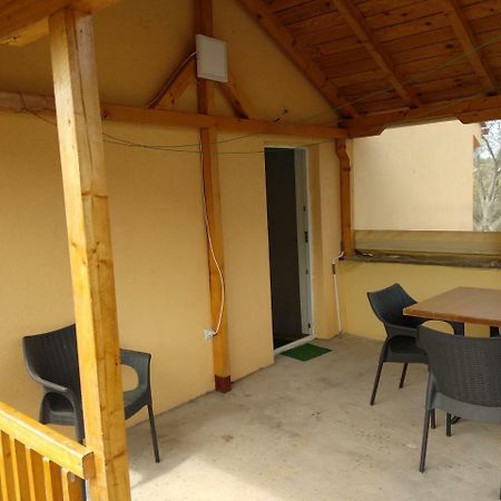Family House Near Motorway 6 Guests 3 Bedrooms Велес Экстерьер фото