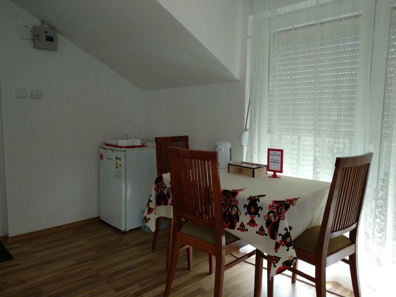 Family House Near Motorway 6 Guests 3 Bedrooms Велес Экстерьер фото