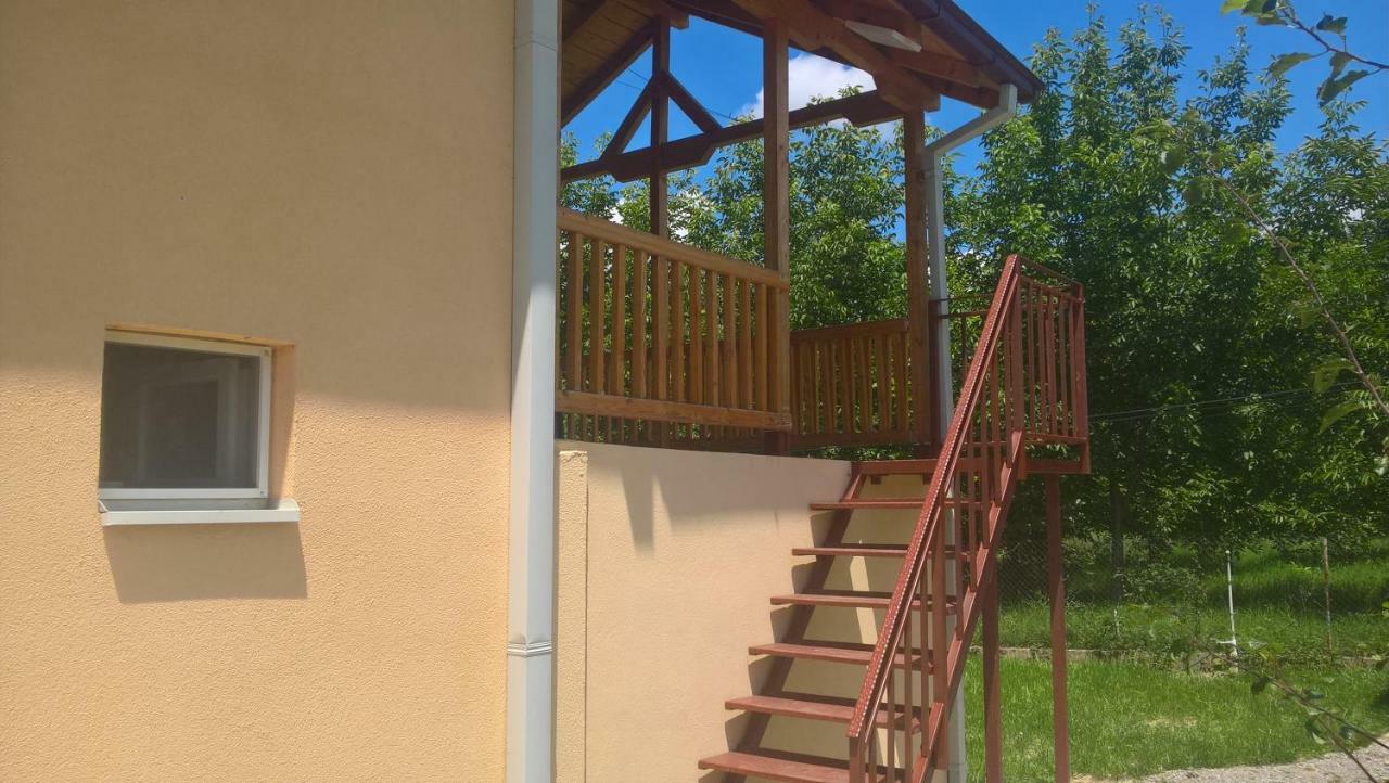 Family House Near Motorway 6 Guests 3 Bedrooms Велес Экстерьер фото